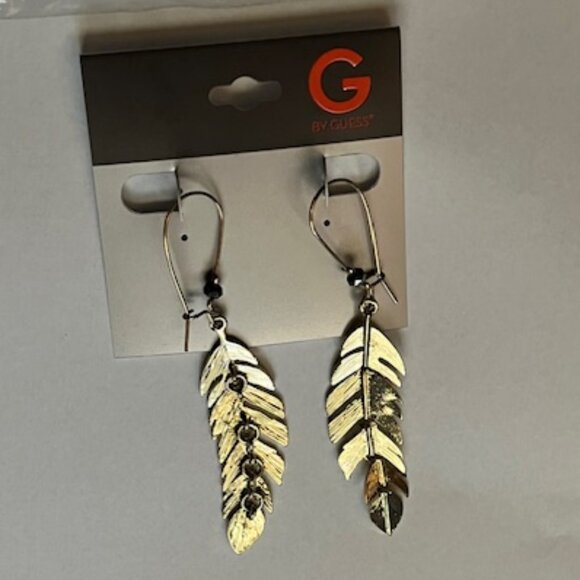 GUESS - Golden Feather Earrings - *NWT - Picture 4 of 5
